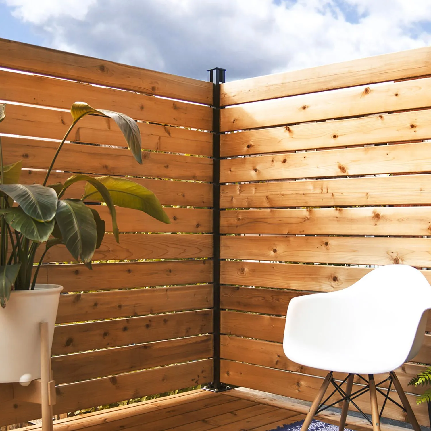 Hoft 72" Corner Post